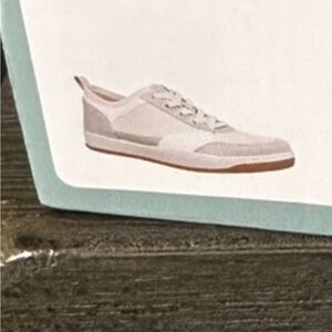 Dynamic Tan Sneakers